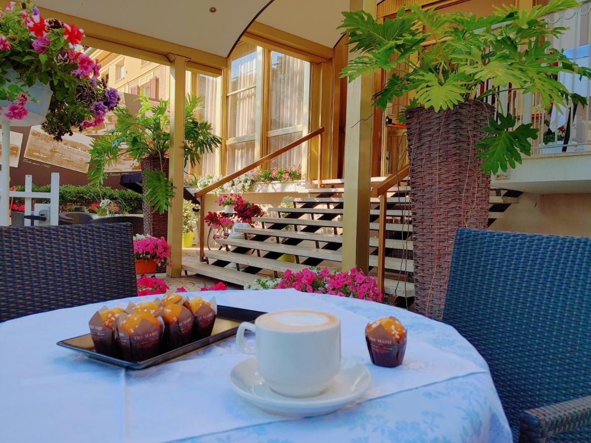 Hotel Mia Restaurant Airport 리미니 외부 사진